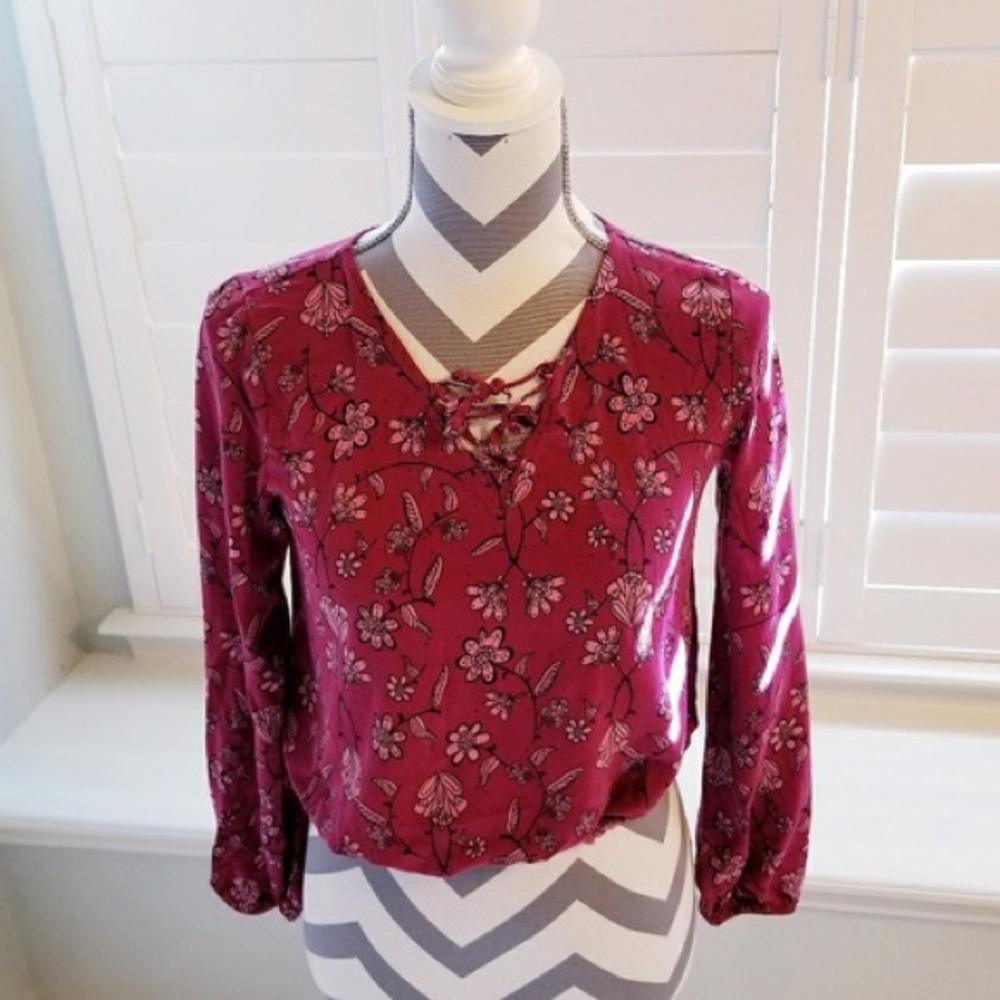 Used Epic Threads Floral Top